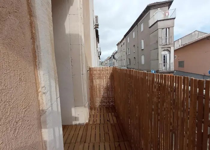 Aux Portes D'ales - Centre Apartamento